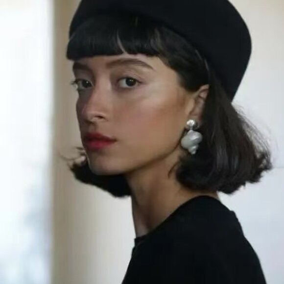 cream felt ladies winter hat - Picture 2 of 6